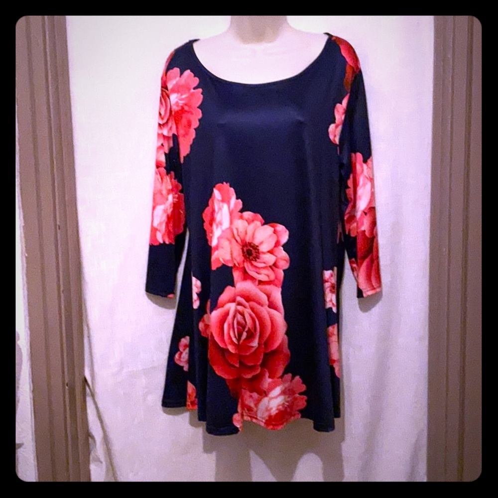 Navy blue and red tunic